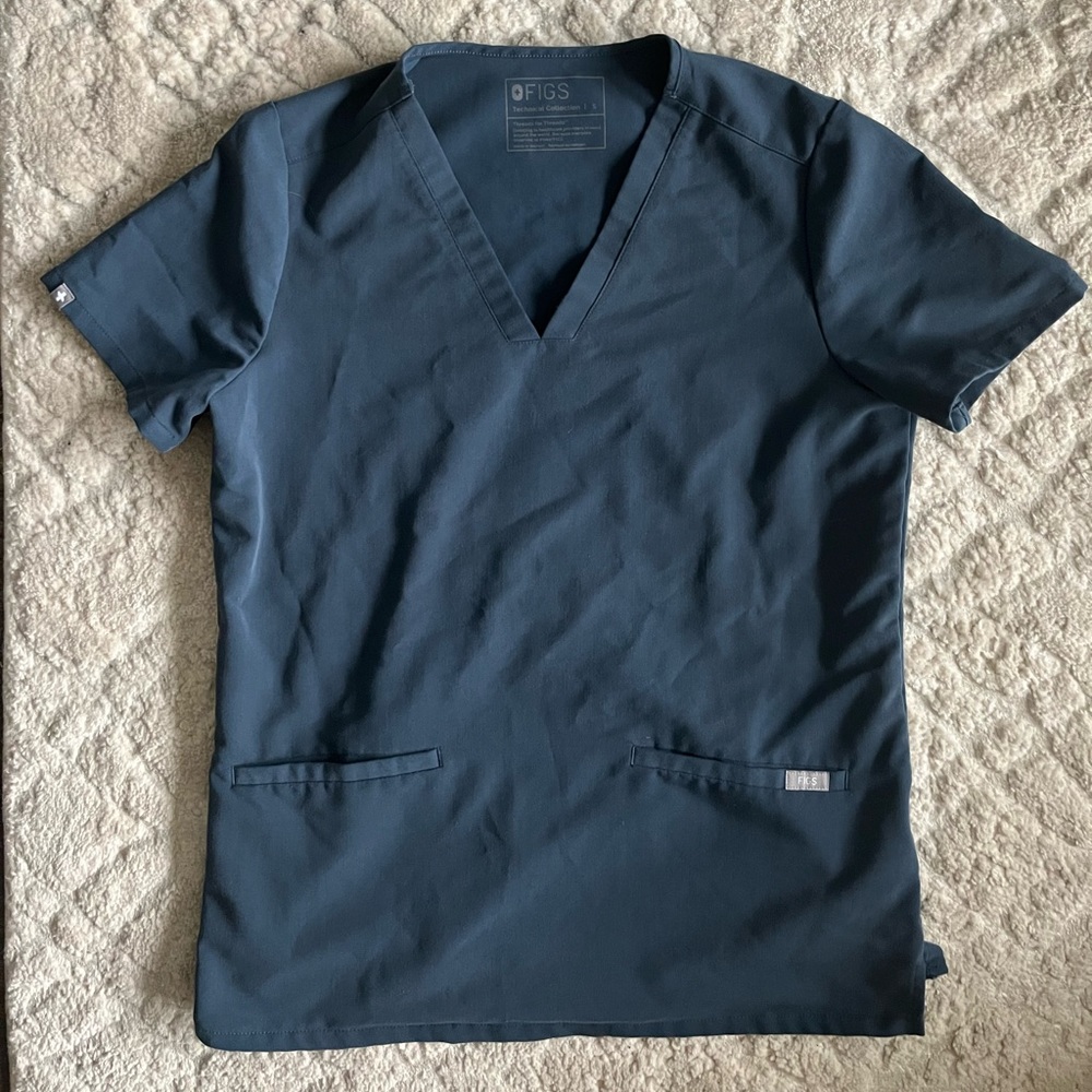 Dark harbor Blue catarina figs top